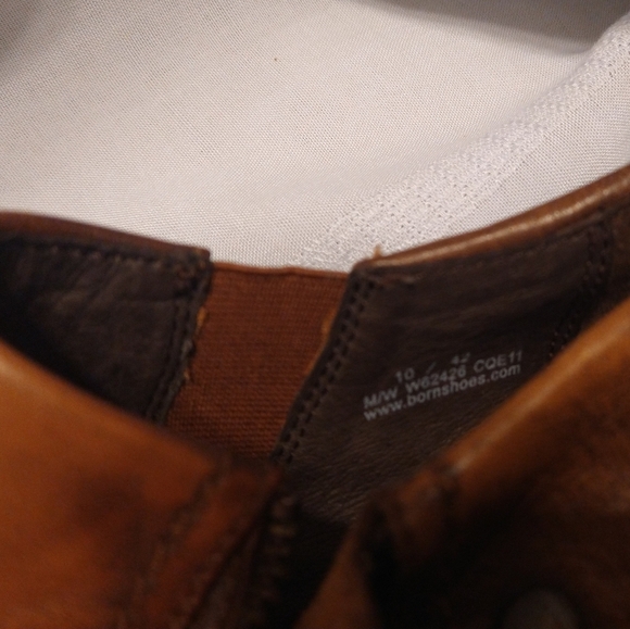 Born Brown Leather Ankle Booties Size 10 - Picture 9 of 10